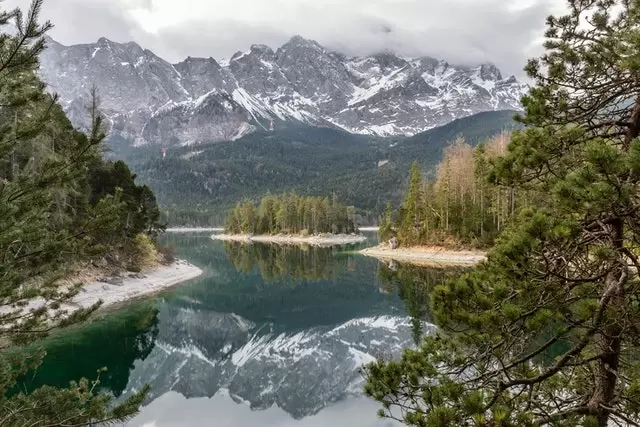 IMPORTANCE Of Sustainable Development (and Goals) 5 mountain forest environment