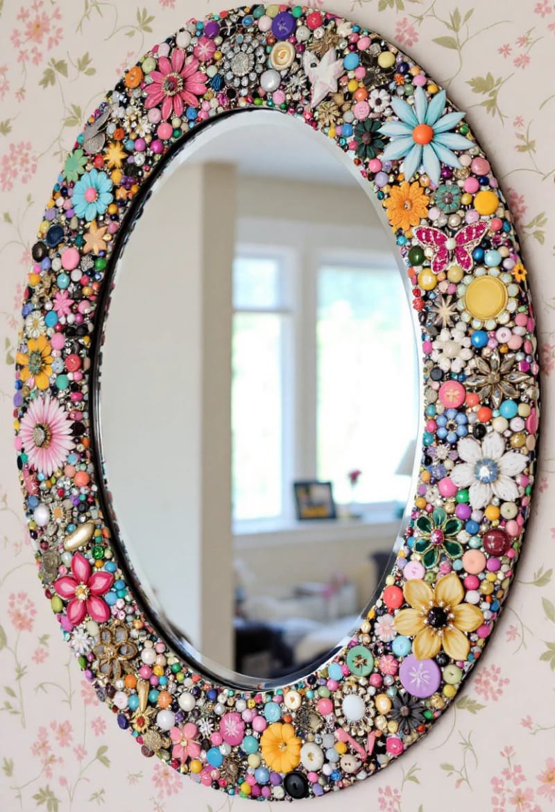 19 Creative Upcycled Home Decor Ideas to Refresh Your Space 36 broken jewelry pieces crafted into dazzling mosaic mirror frames 1