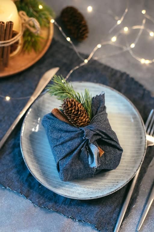 Old Jeans Christmas Decorations for Beginners: Start With the Makes That Forgive Mistakes 13 denim gift bags 1