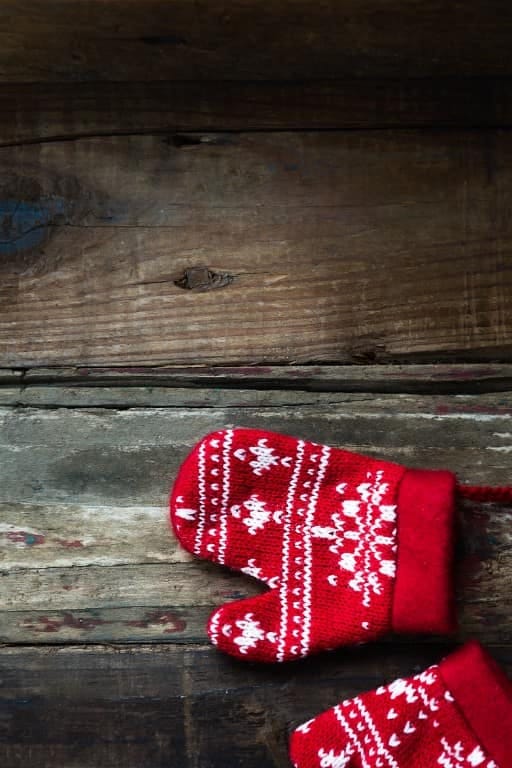 Upcycled Christmas Gifts You Can Make From What You Already Own 14 felted sweater mittens, no knitting 12