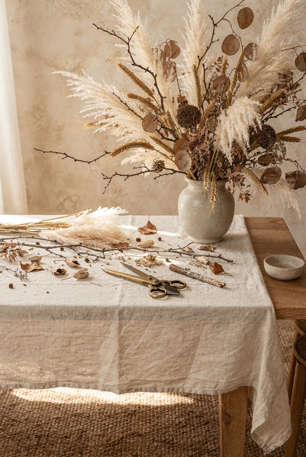 Dried Seedhead and Pampas Winter Arrangements That Don't Read as Leftover Fall 4 cut the pampas down before it goes in the floor vase 1